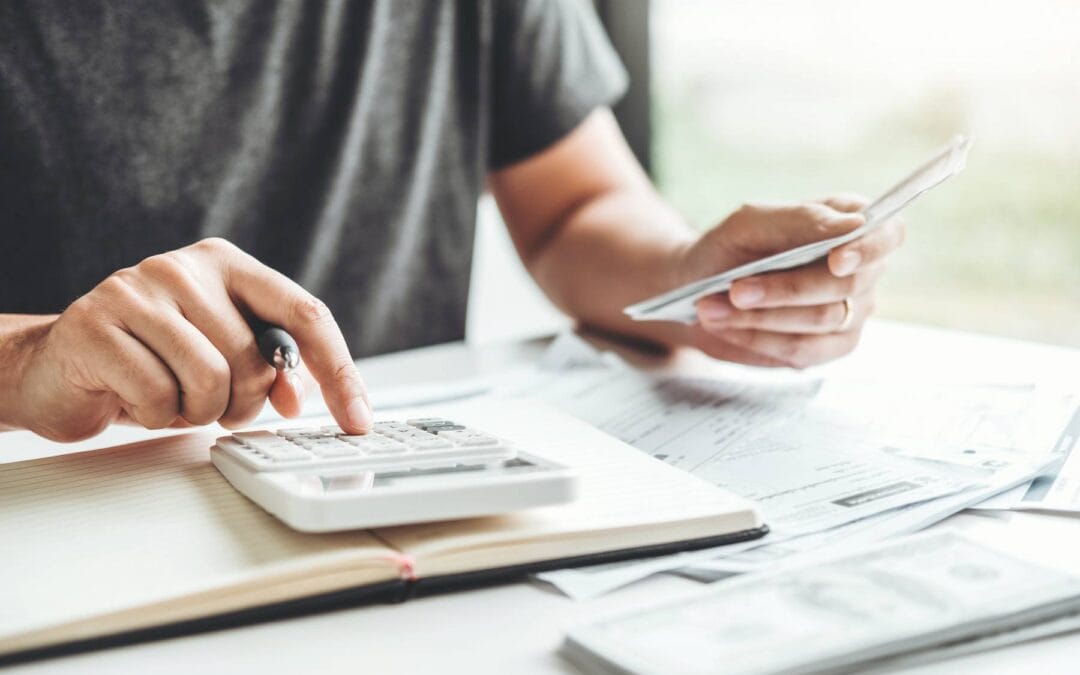 The Difference Between Bookkeepers and Accountants: What Your Business Really Needs